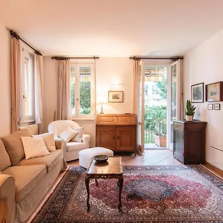 Апартаменты Lungolago *