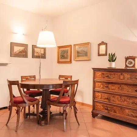 Lungolago Домазо