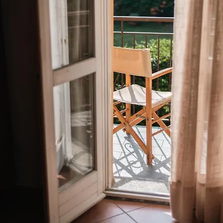 Lungolago דומאסו